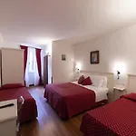 Hotel Pax