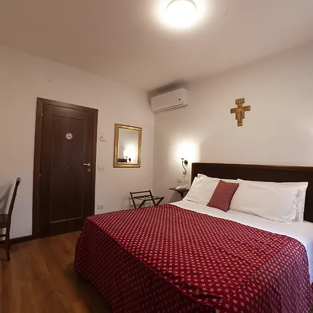 Pax Hotel